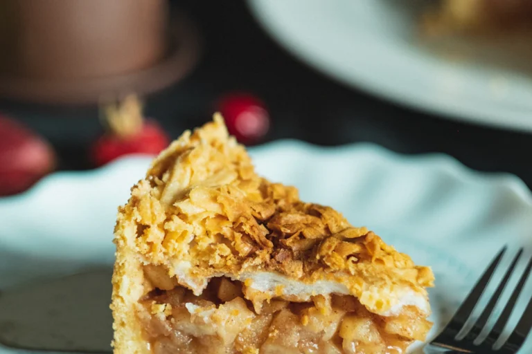 Old-Fashioned Apple Crisp with Oat Topping